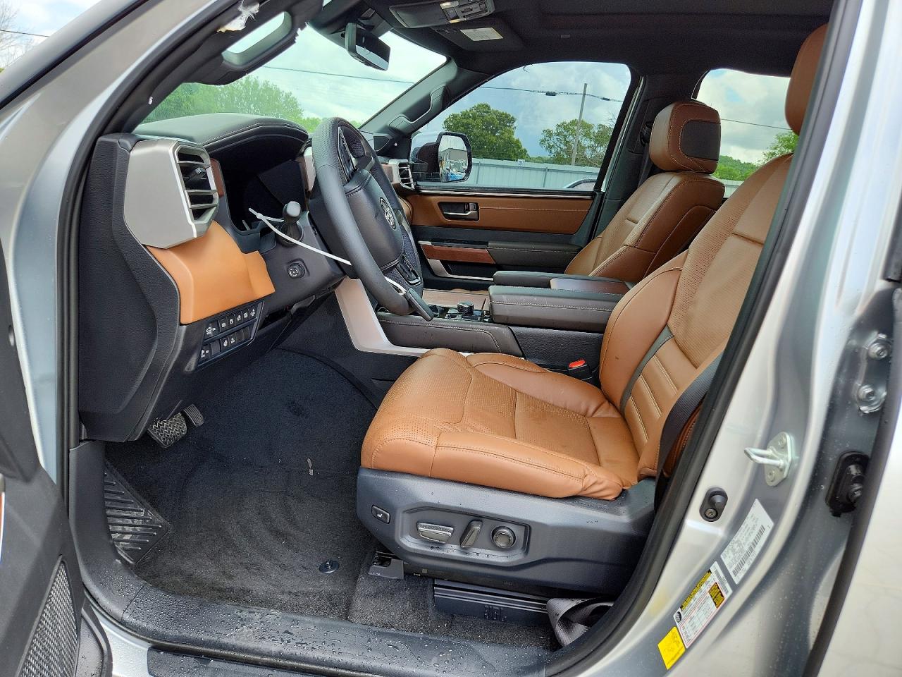 Toyota Tundra 1794 Edition Hv