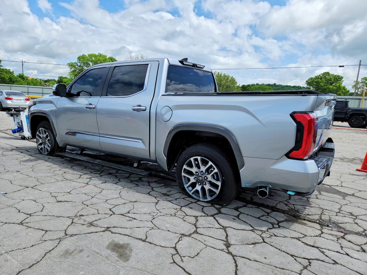 Toyota Tundra 1794 Edition Hv
