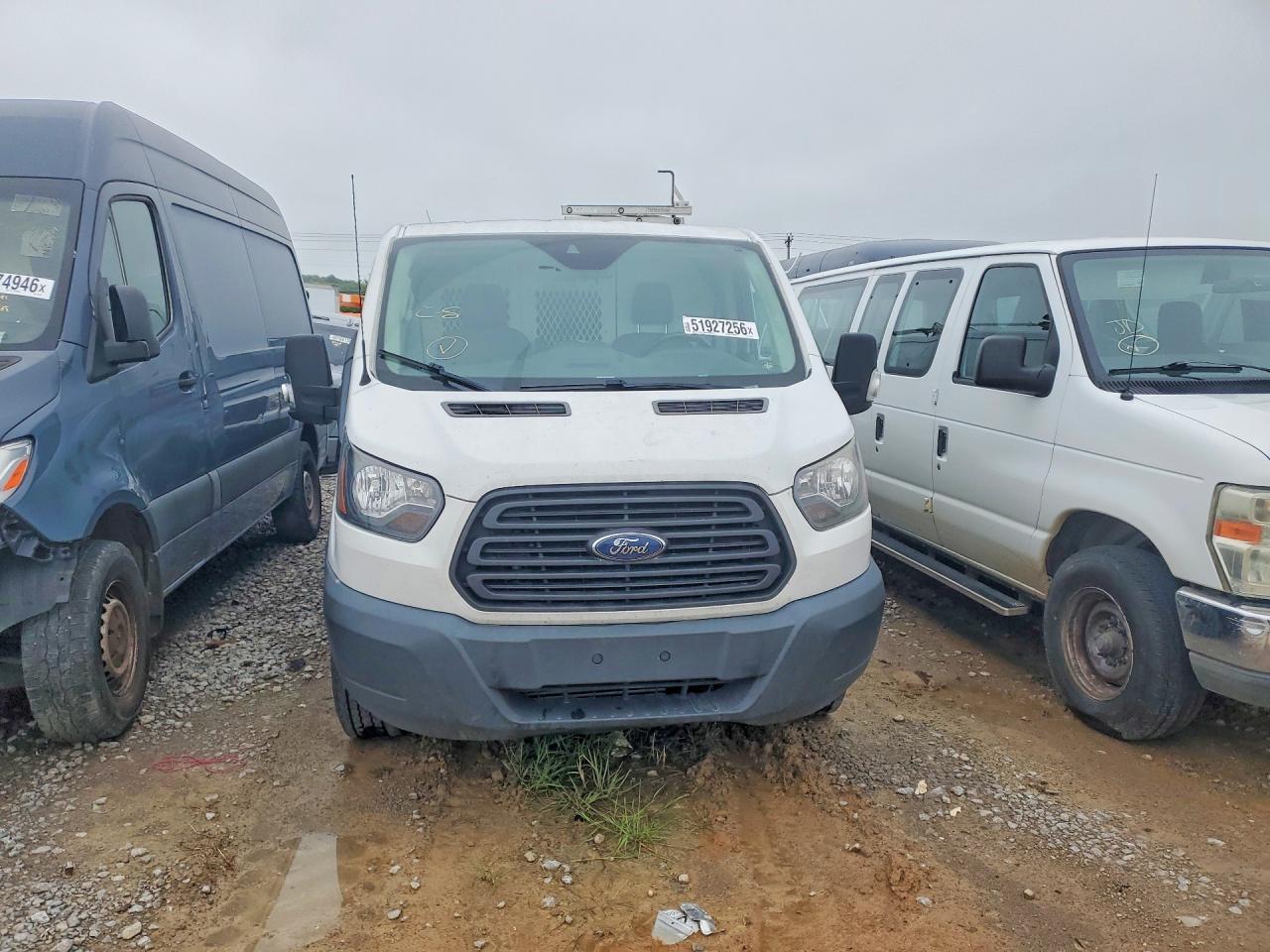 Ford Transit T-250