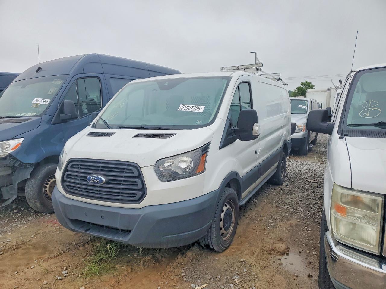 Salvage Ford Transit Image