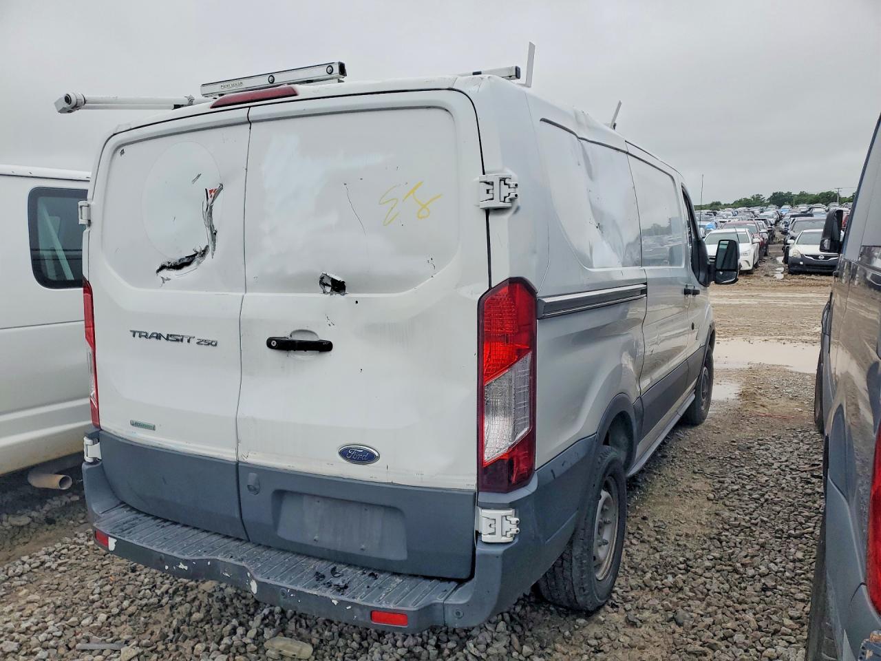 Ford Transit T-250