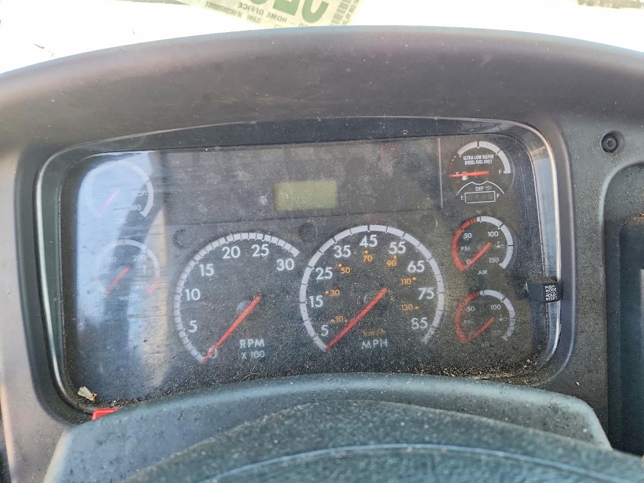 Freightliner M2