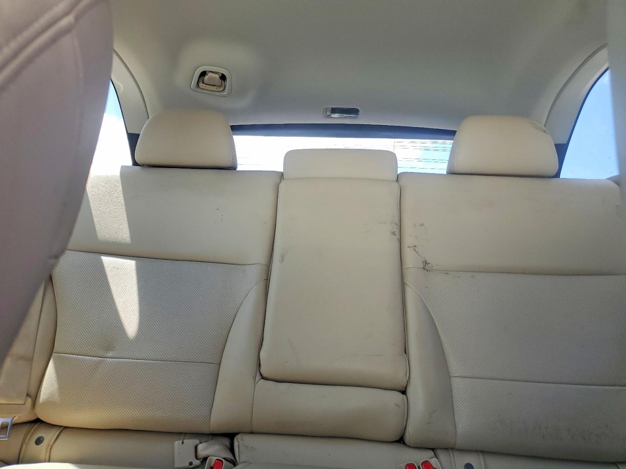 Subaru Outback 3.6r Limited
