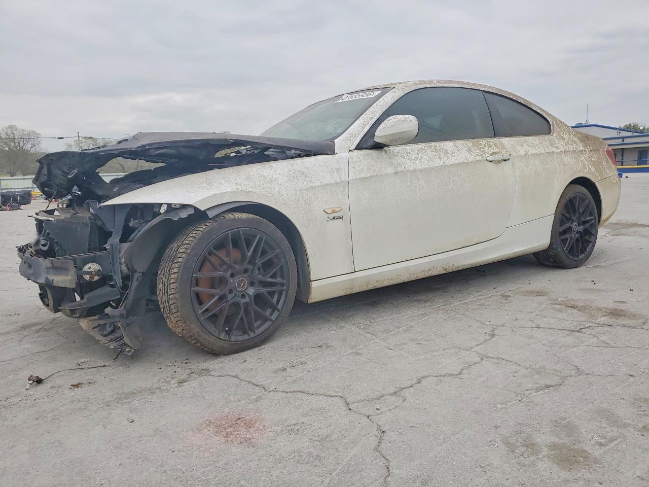 Salvage BMW 3 Series Image
