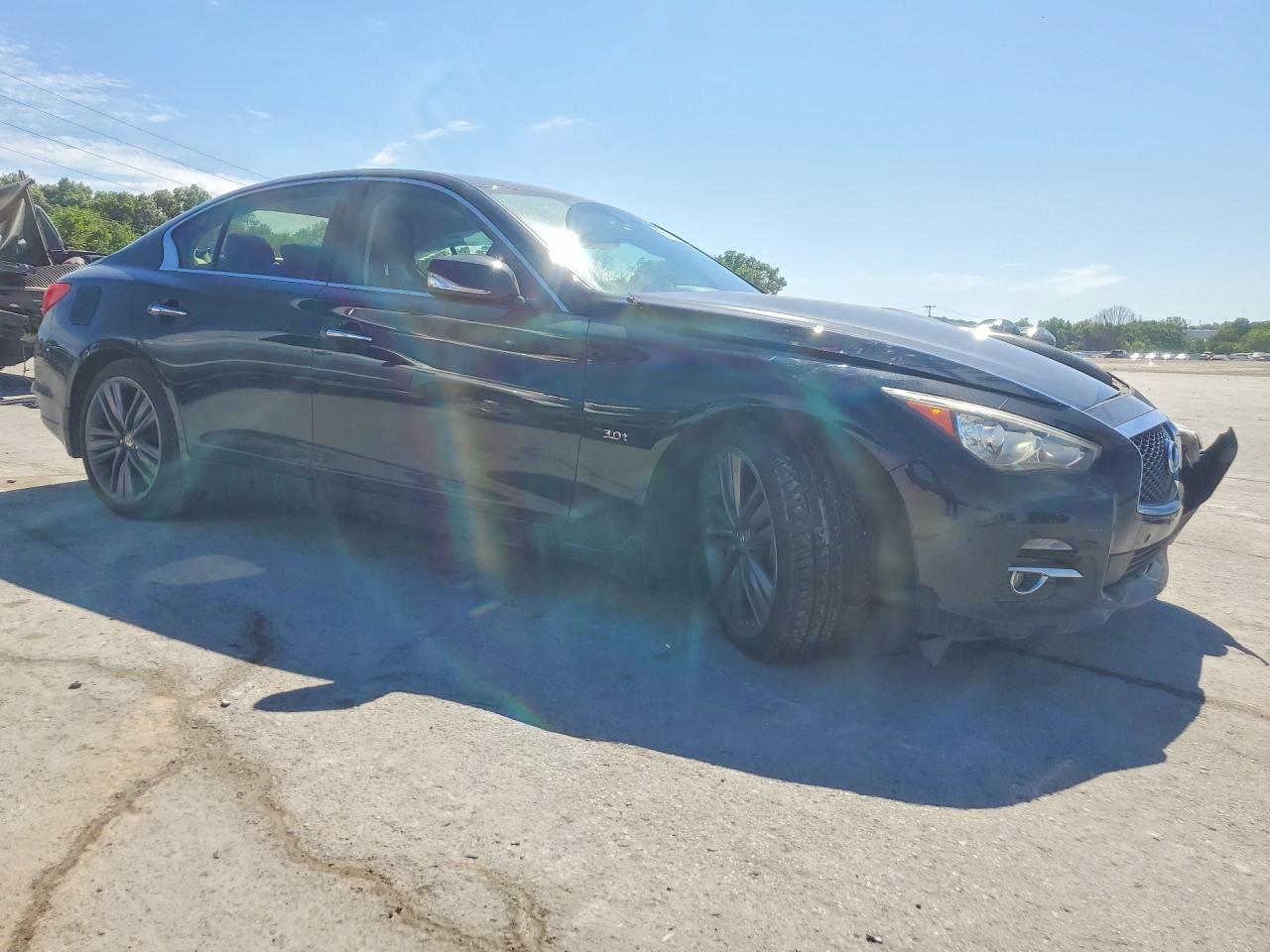INFINITI Q50 3.0t Premium