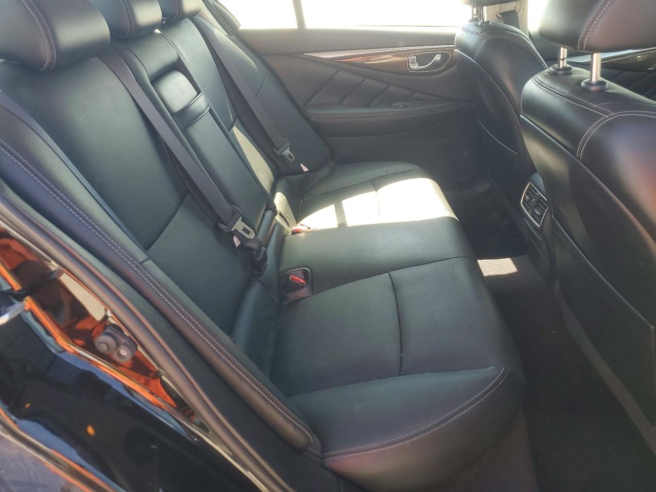 INFINITI Q50 3.0t Premium