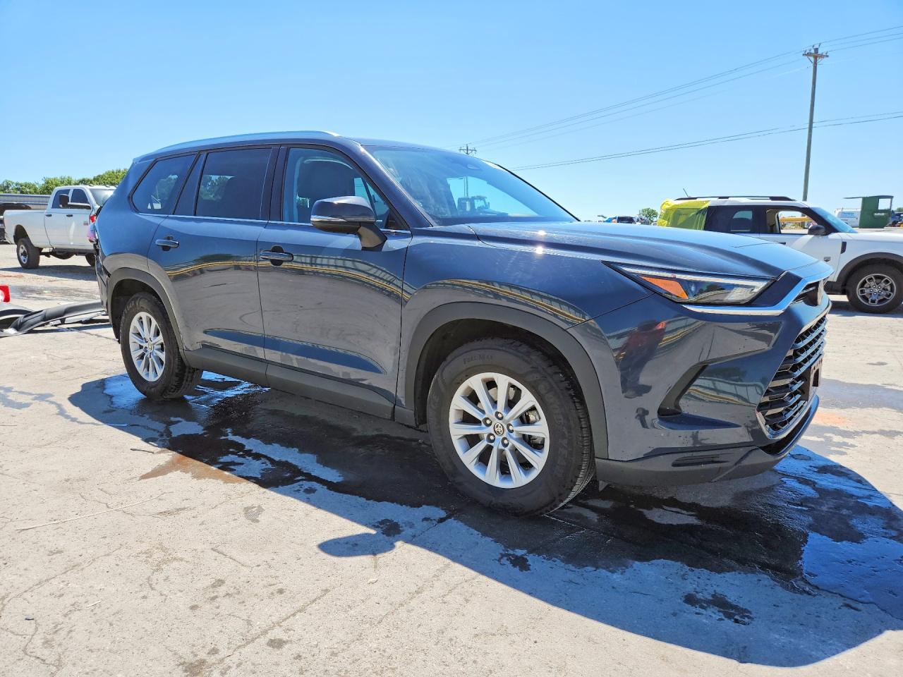 Toyota Grand Highlander Xle