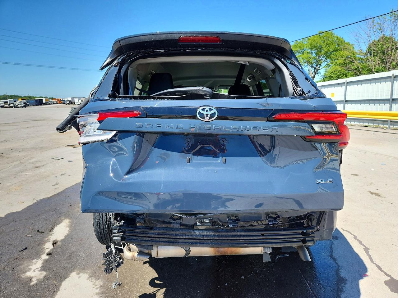 Toyota Grand Highlander Xle
