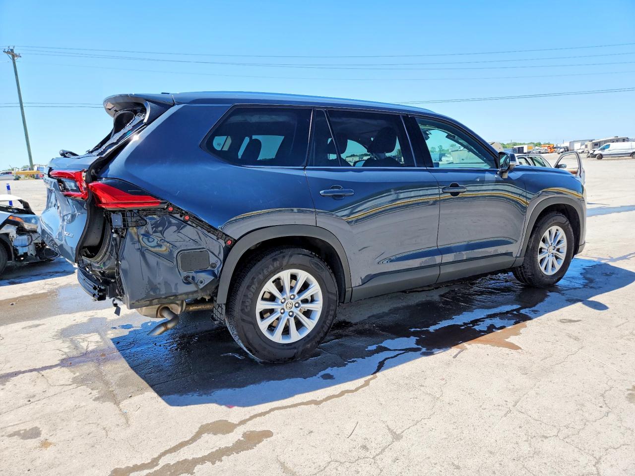 Toyota Grand Highlander Xle