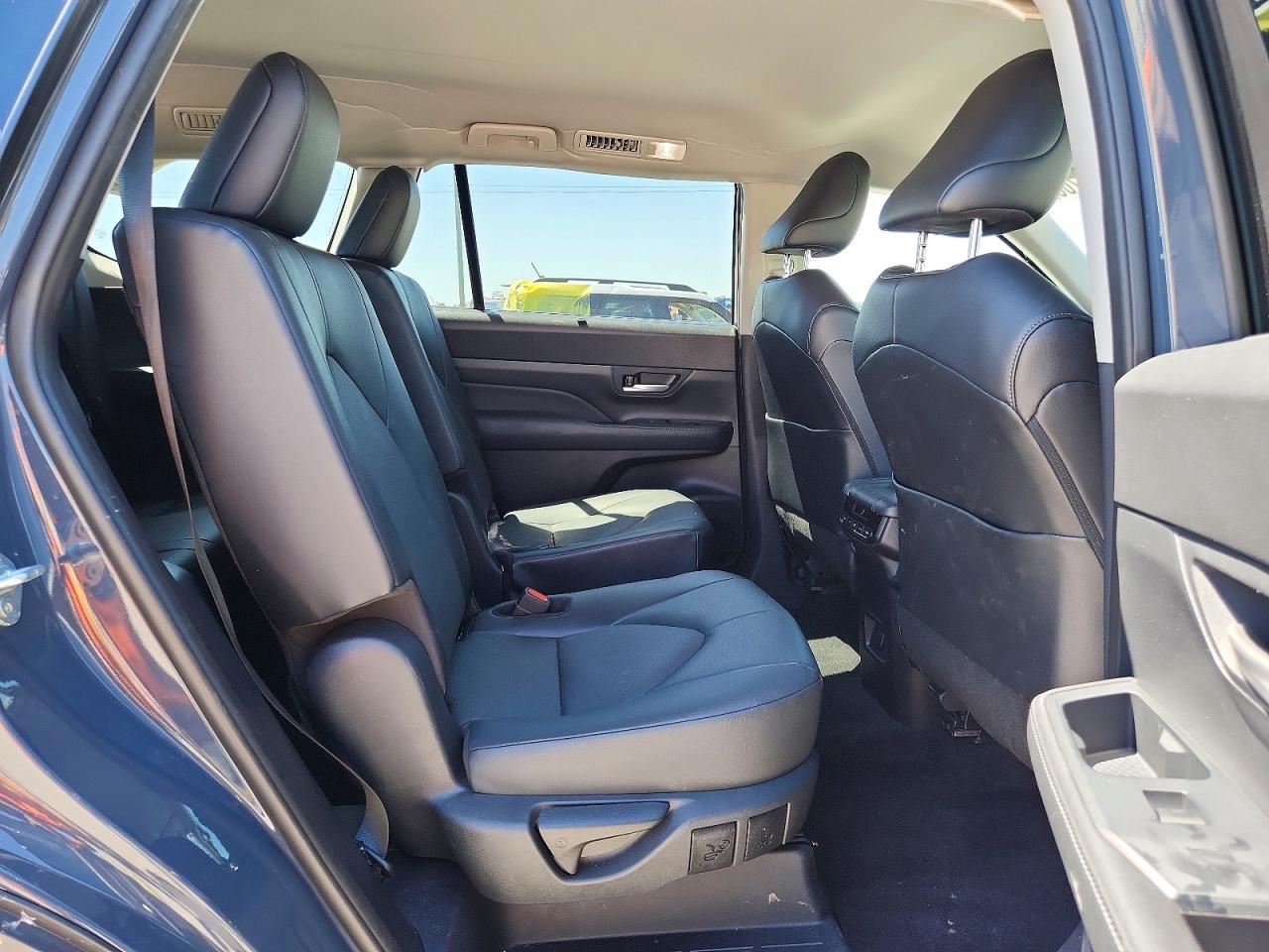 Toyota Grand Highlander Xle