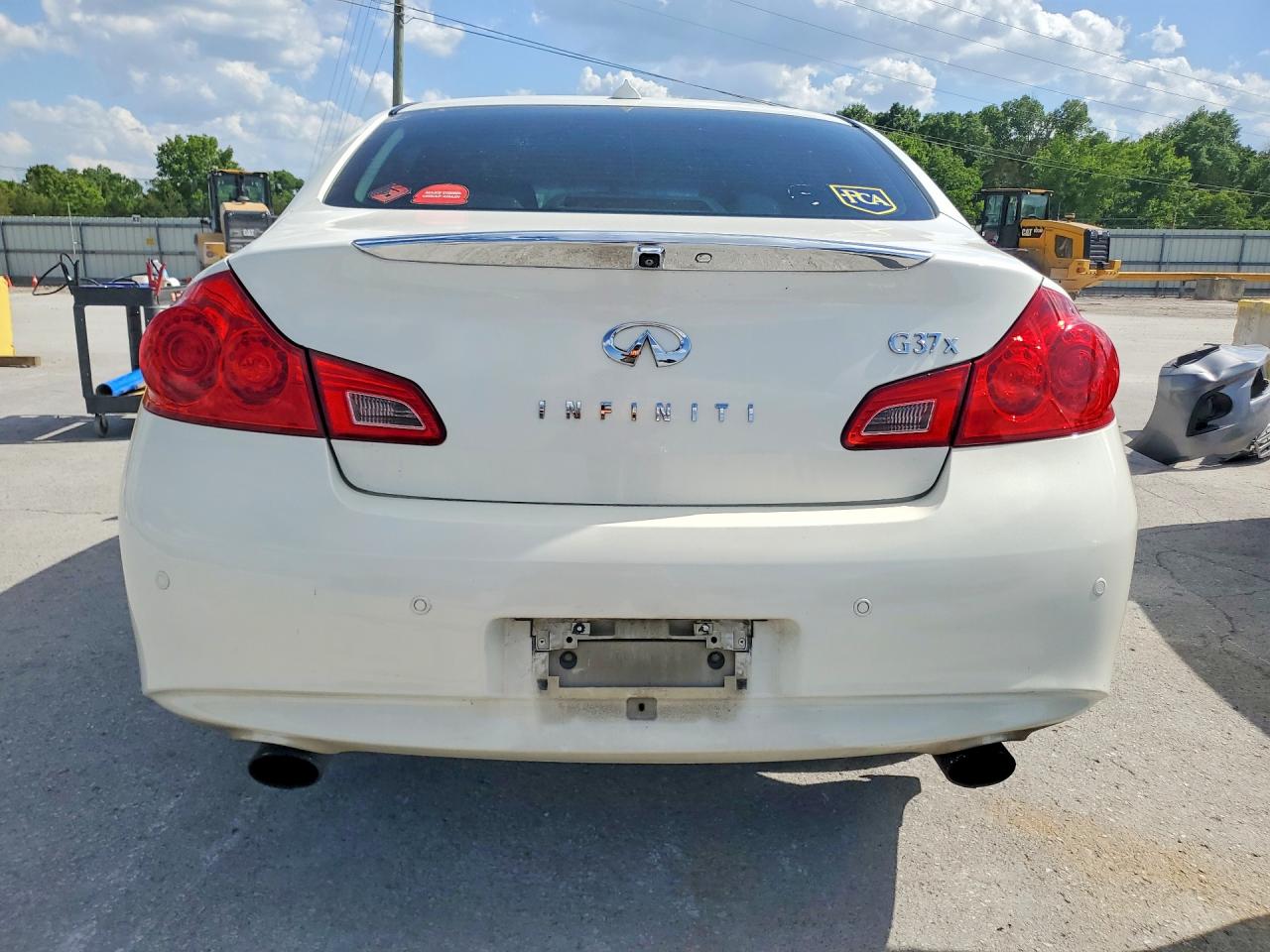 INFINITI G37 X