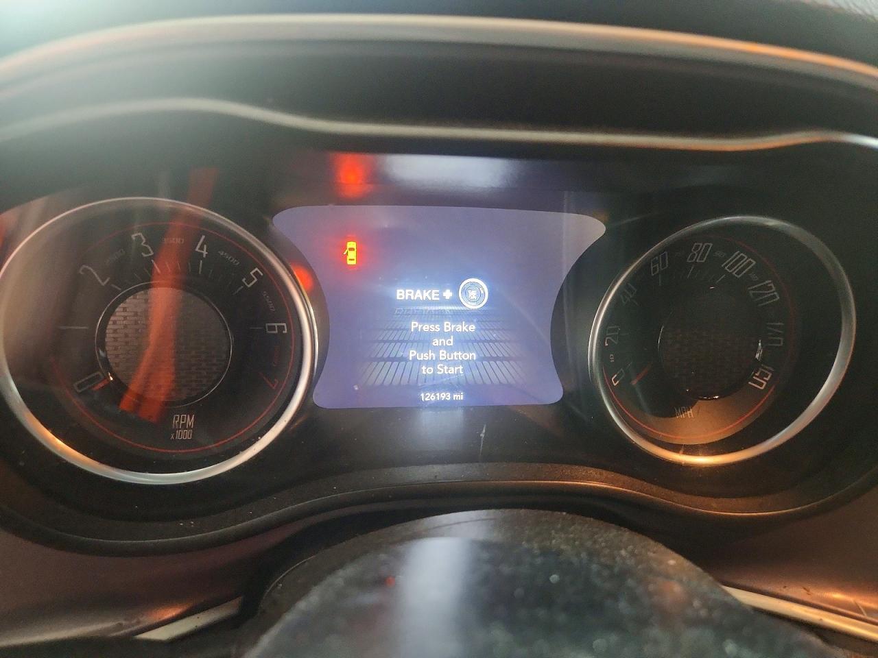 Dodge Challenger Sxt