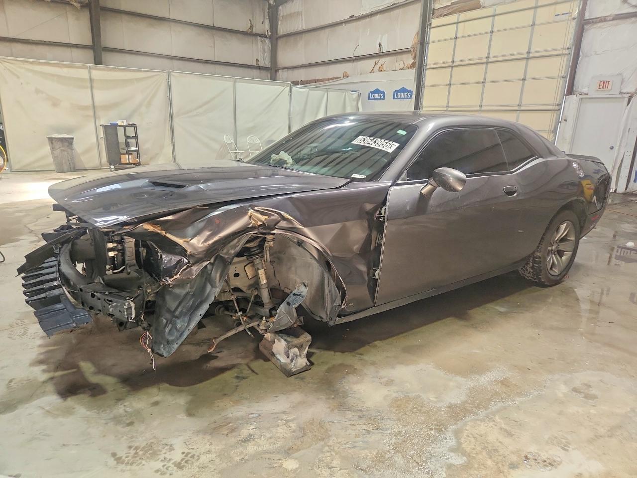 Salvage Dodge Challenger Image
