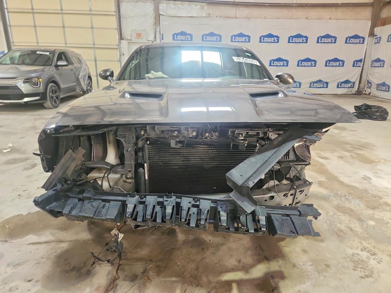 Dodge Challenger Sxt