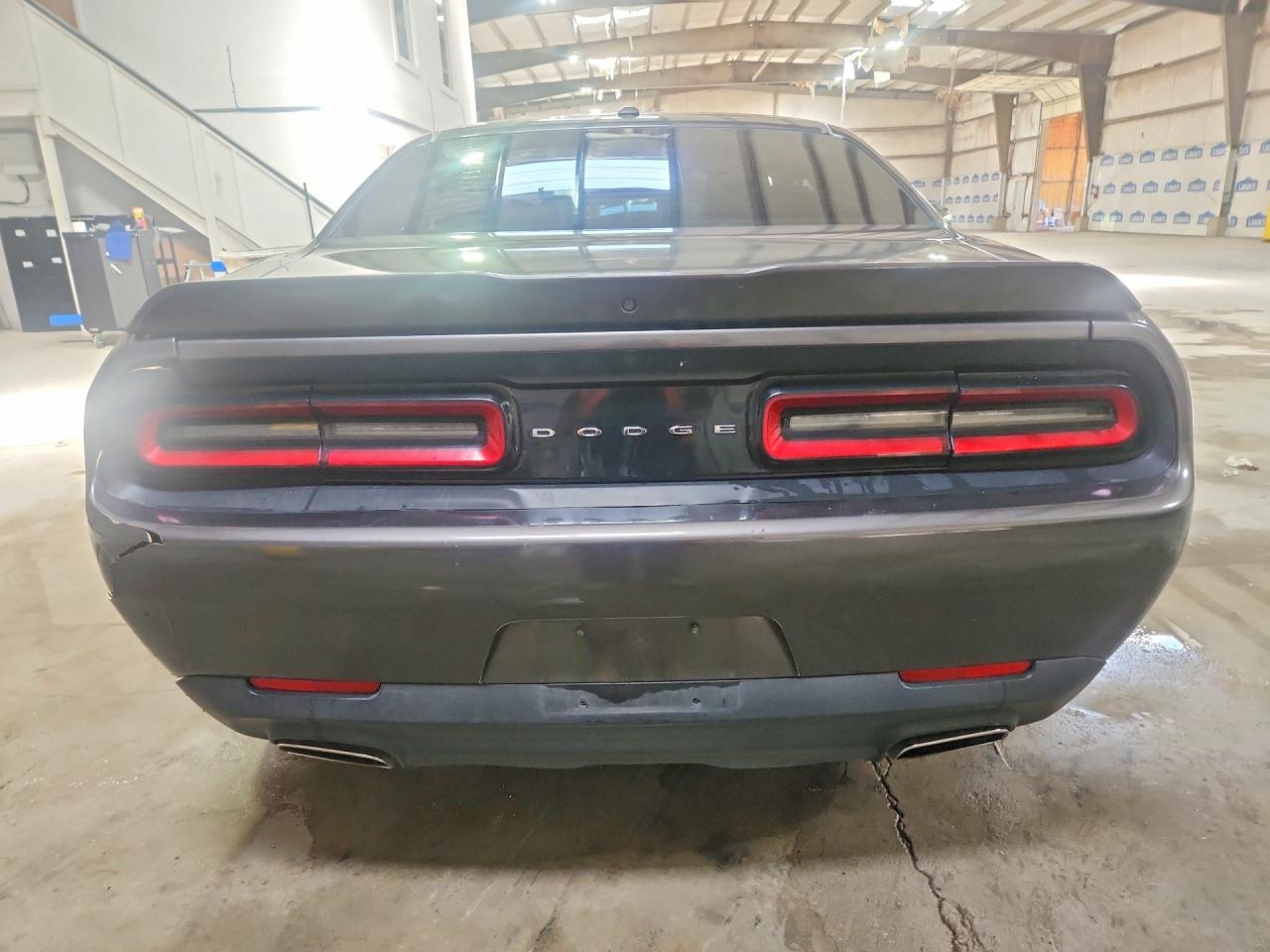 Dodge Challenger Sxt