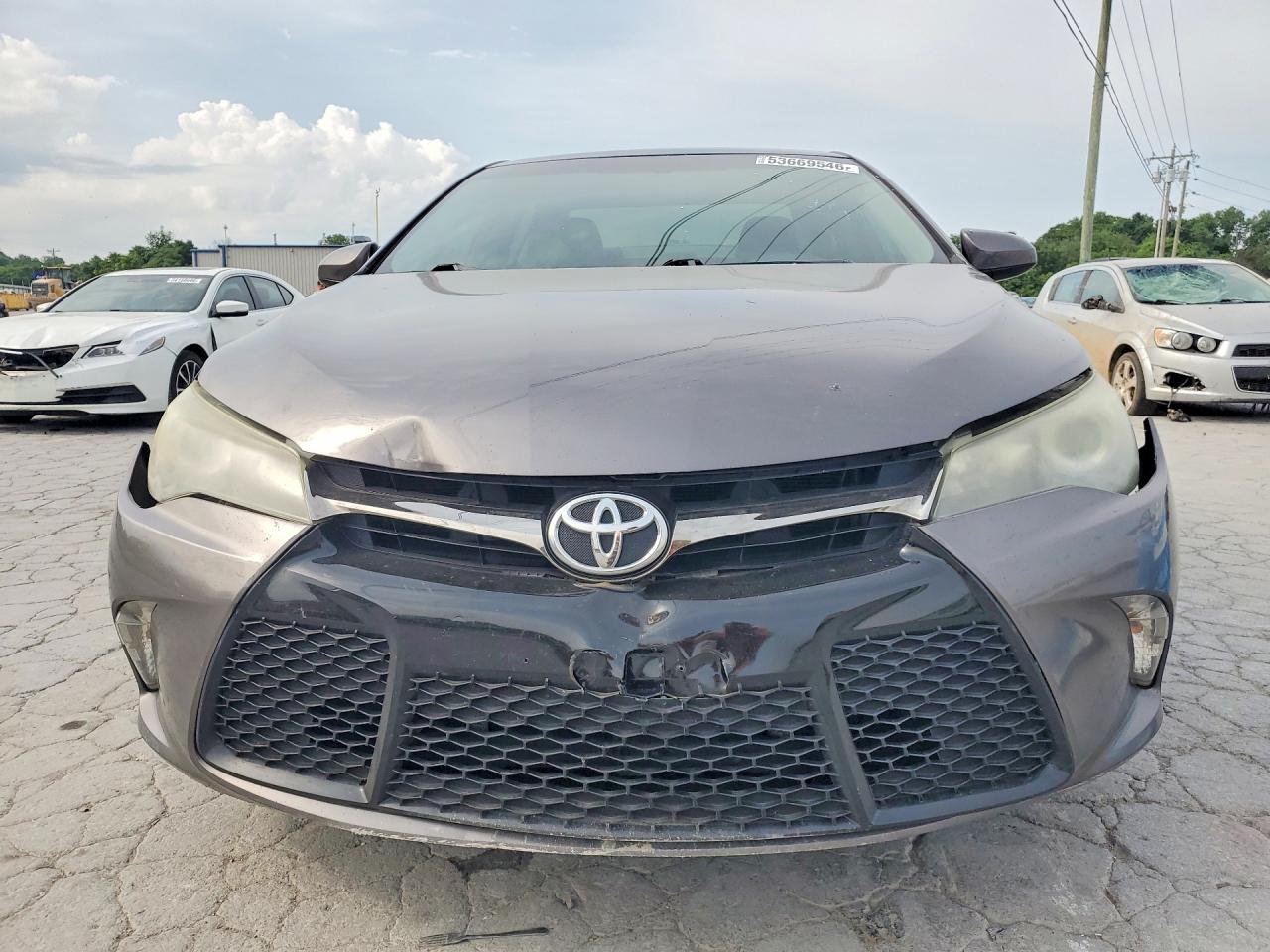 Toyota Camry Se