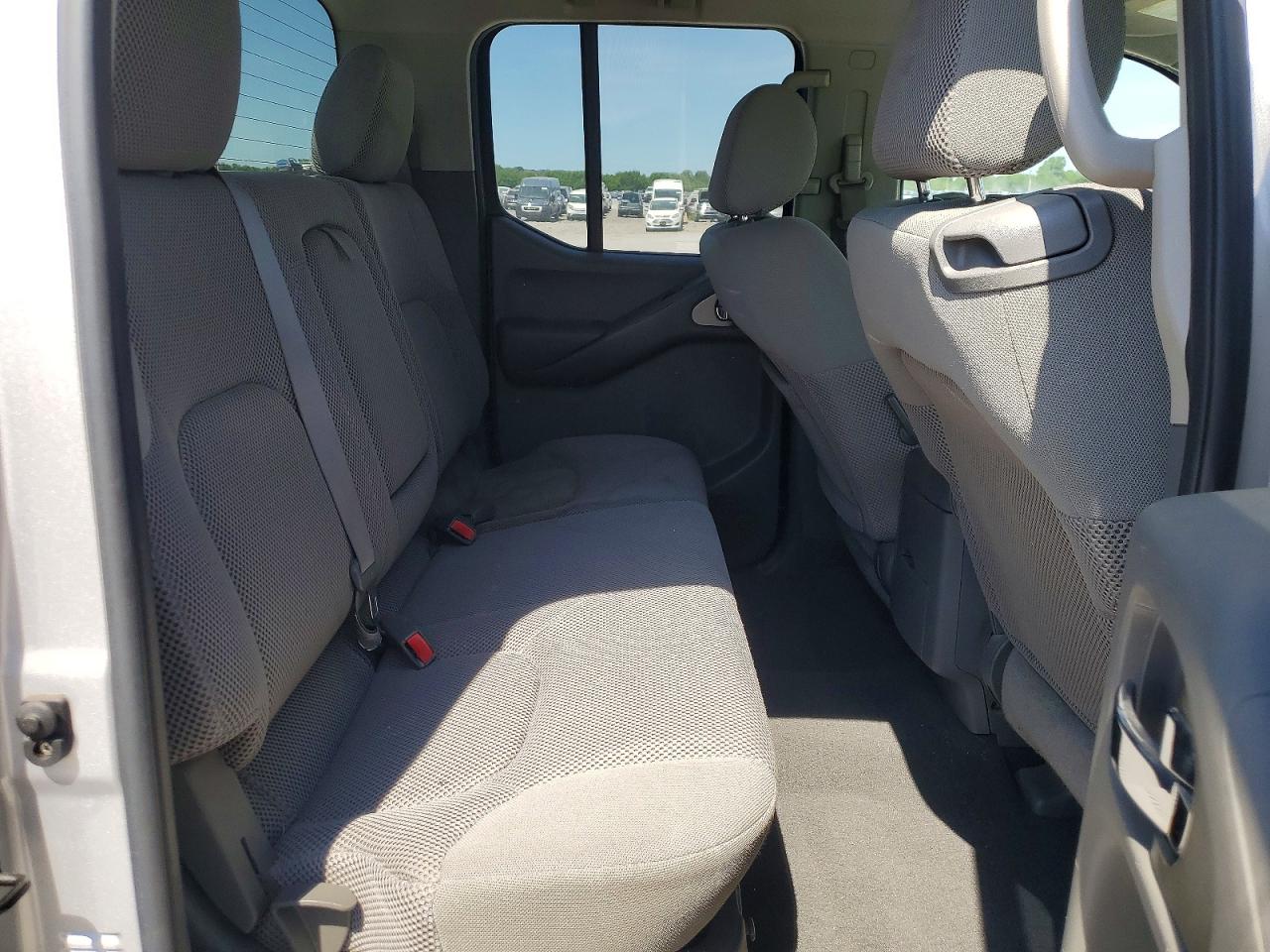Nissan Frontier Se