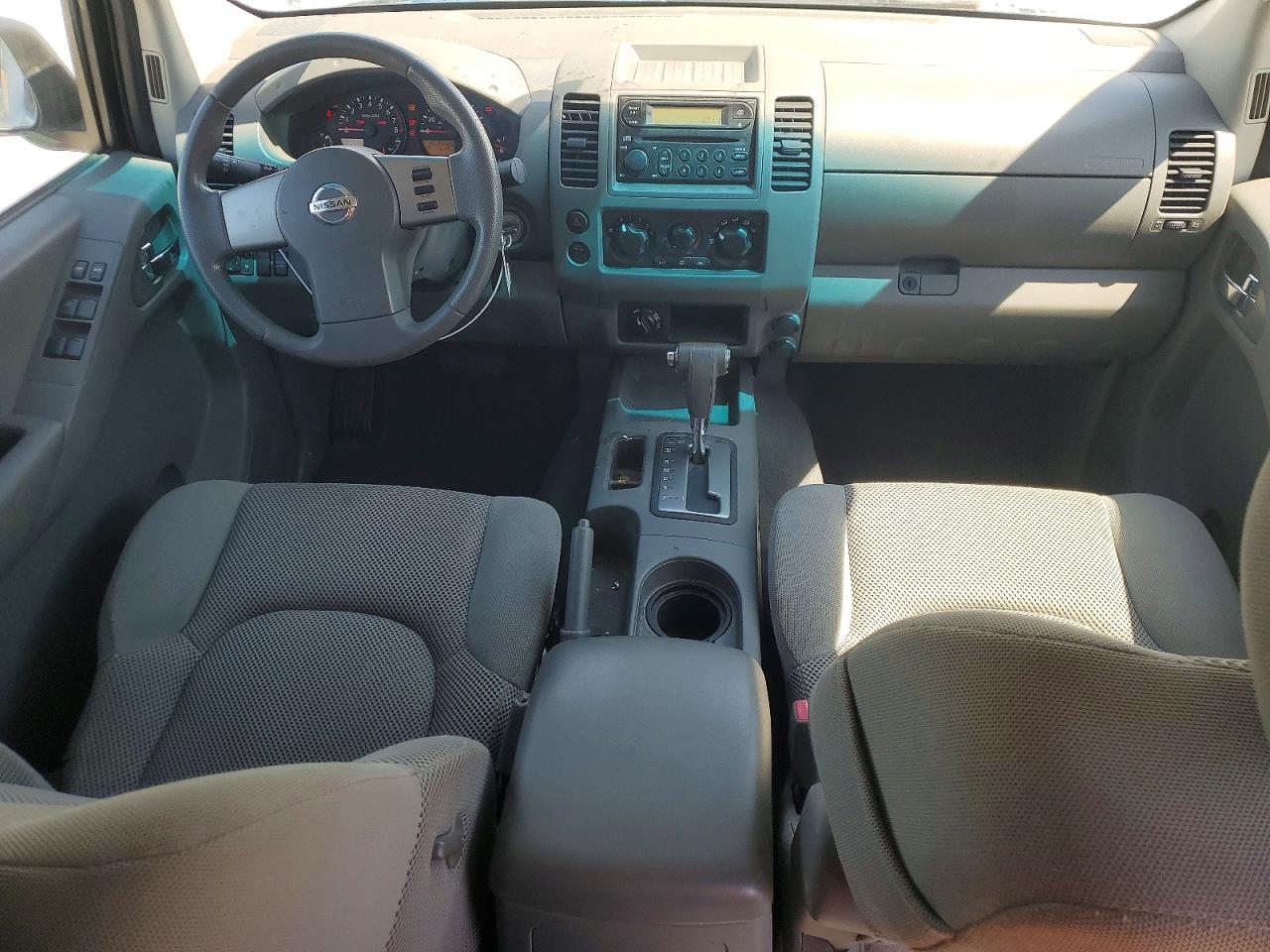 Nissan Frontier Se