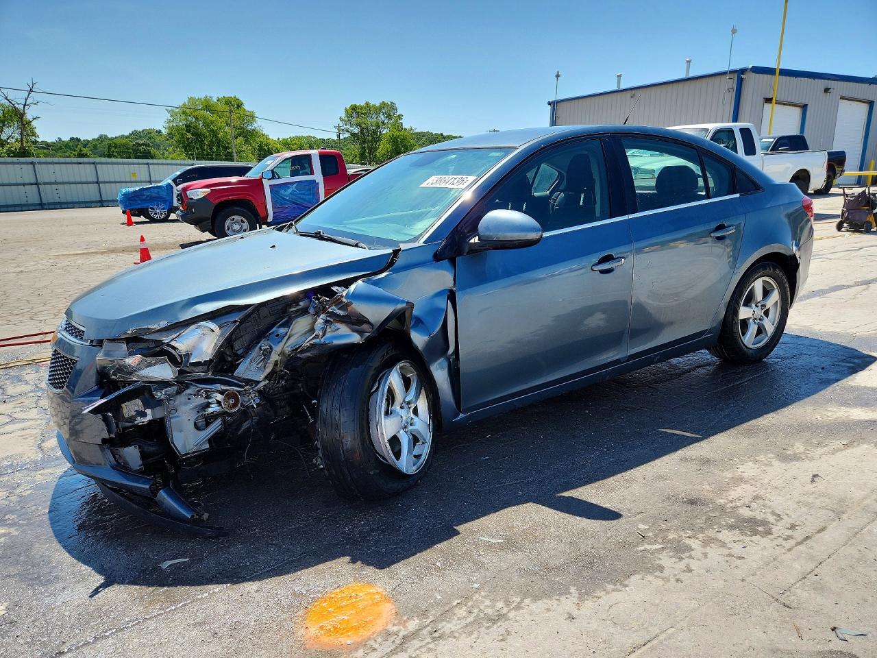 Salvage Chevrolet Cruze Image
