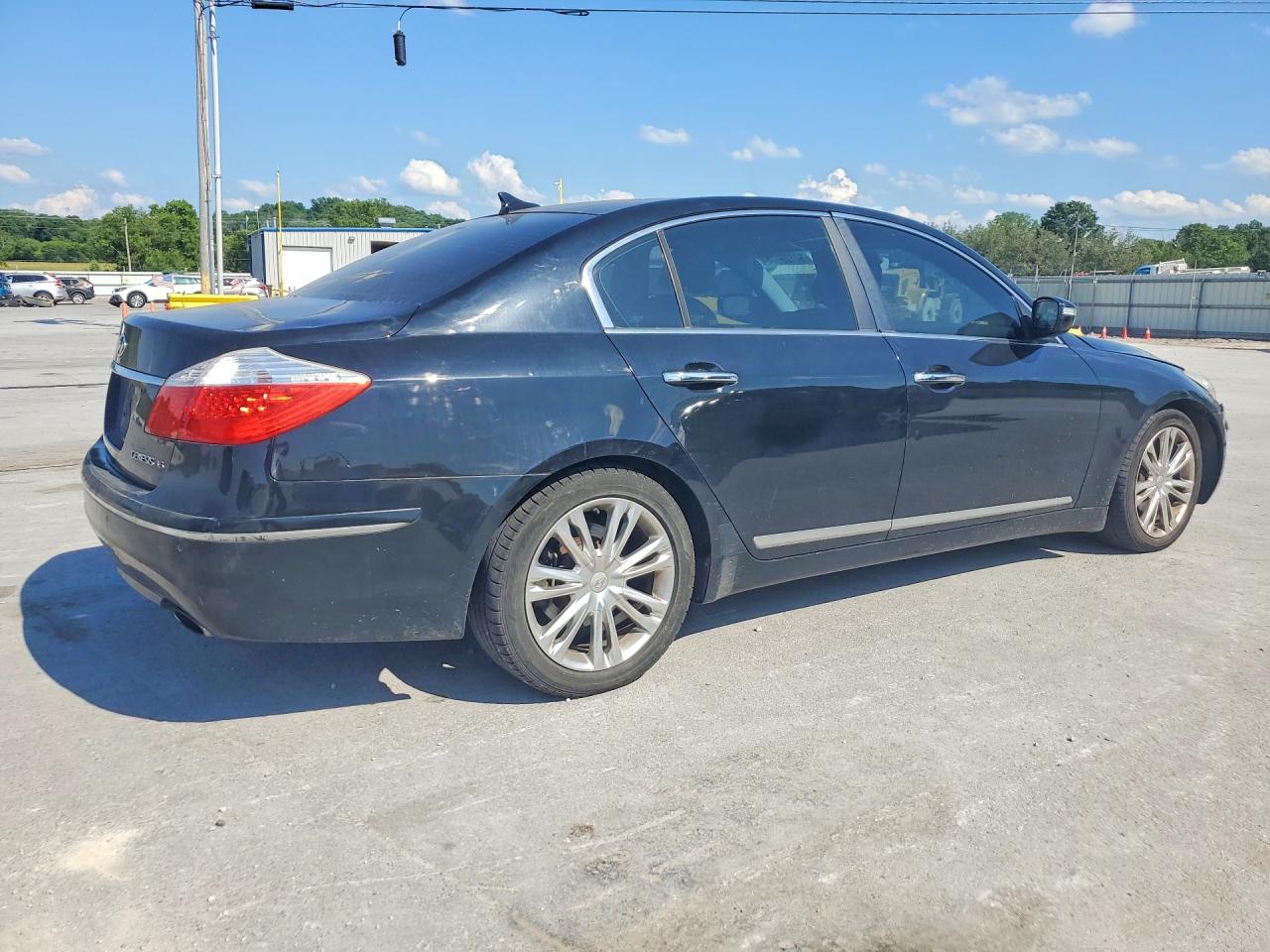 Hyundai Genesis 4.6l