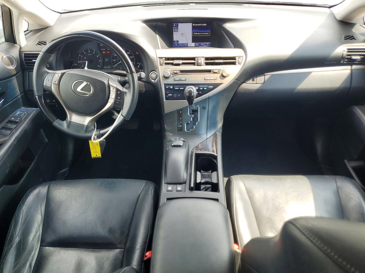 Lexus RX Base