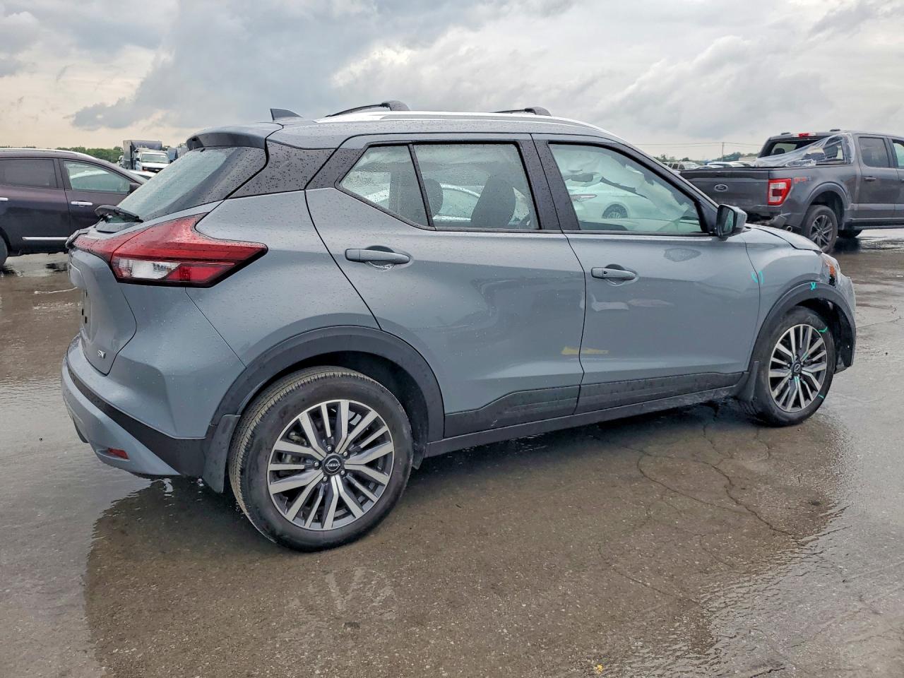 Nissan Kicks Sv