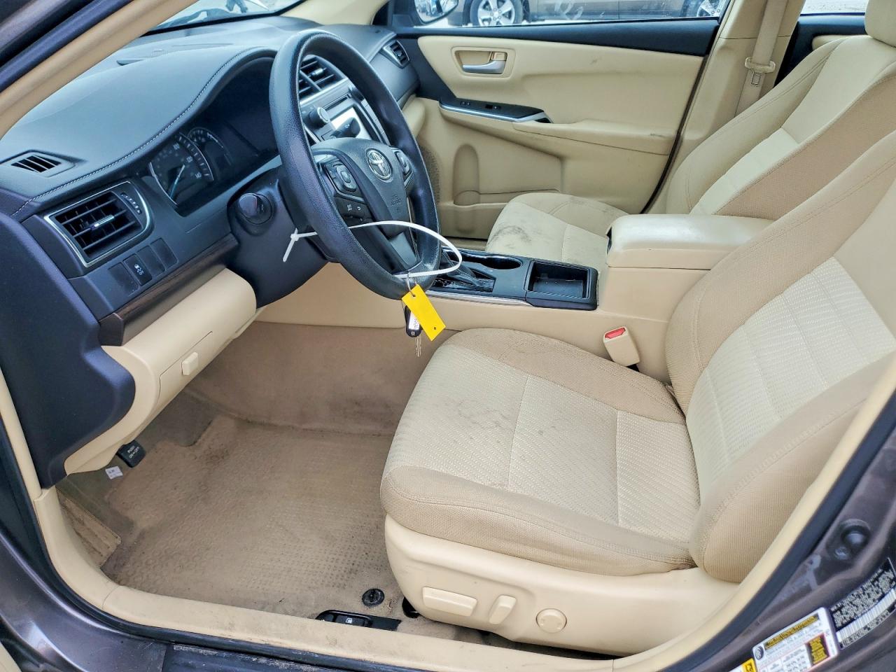 Toyota Camry Le