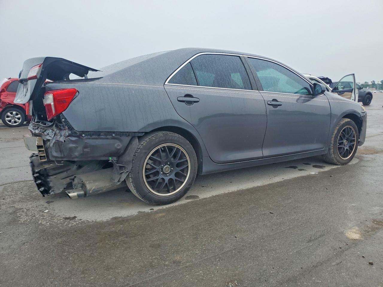 Toyota Camry L