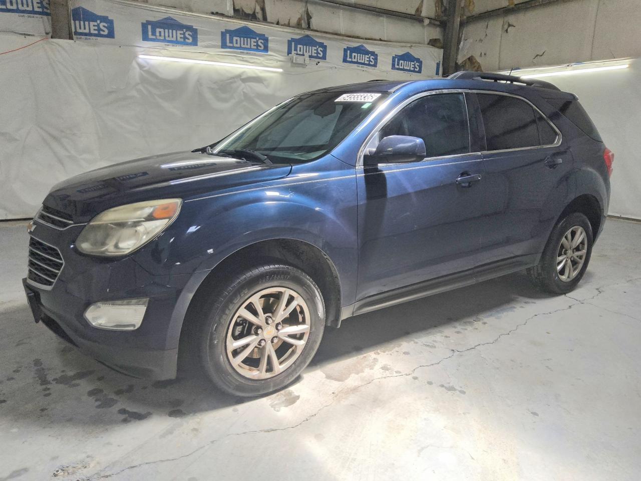 Salvage Chevrolet Equinox Image