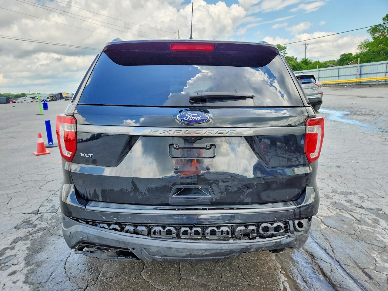 Ford Explorer Xlt