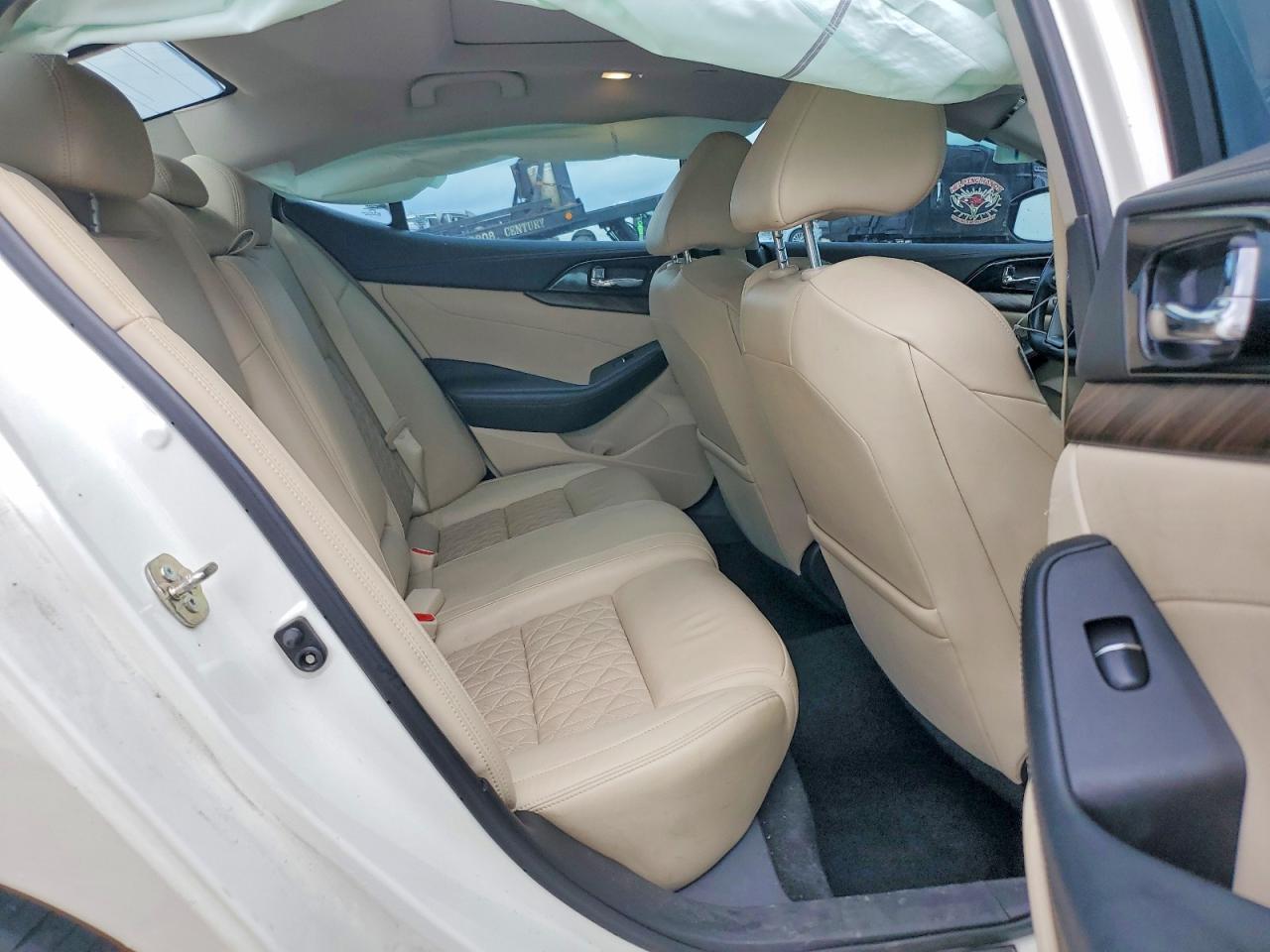 Nissan Maxima Platinum