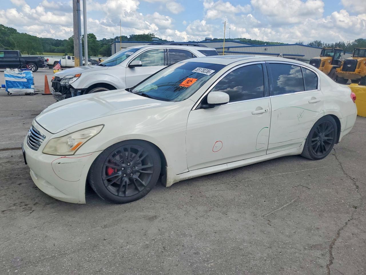 Salvage INFINITI G35 Image