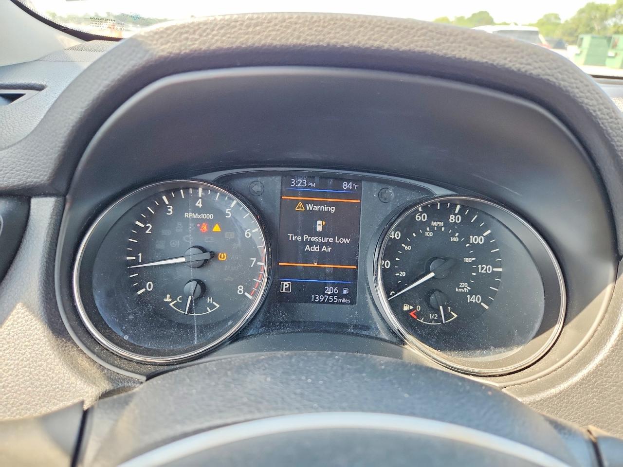 Nissan Rogue S