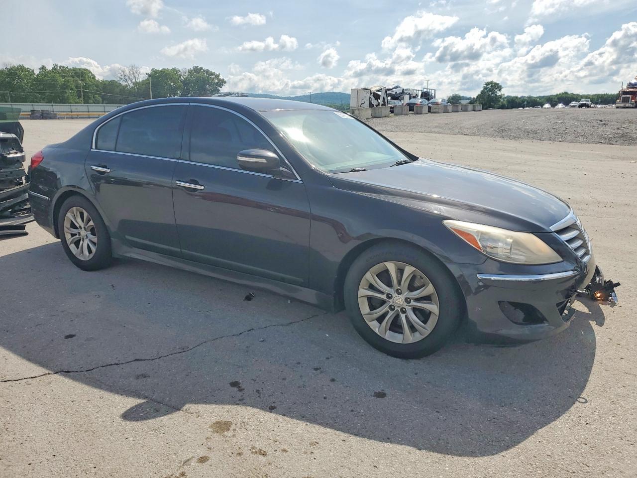 Hyundai Genesis 3.8l