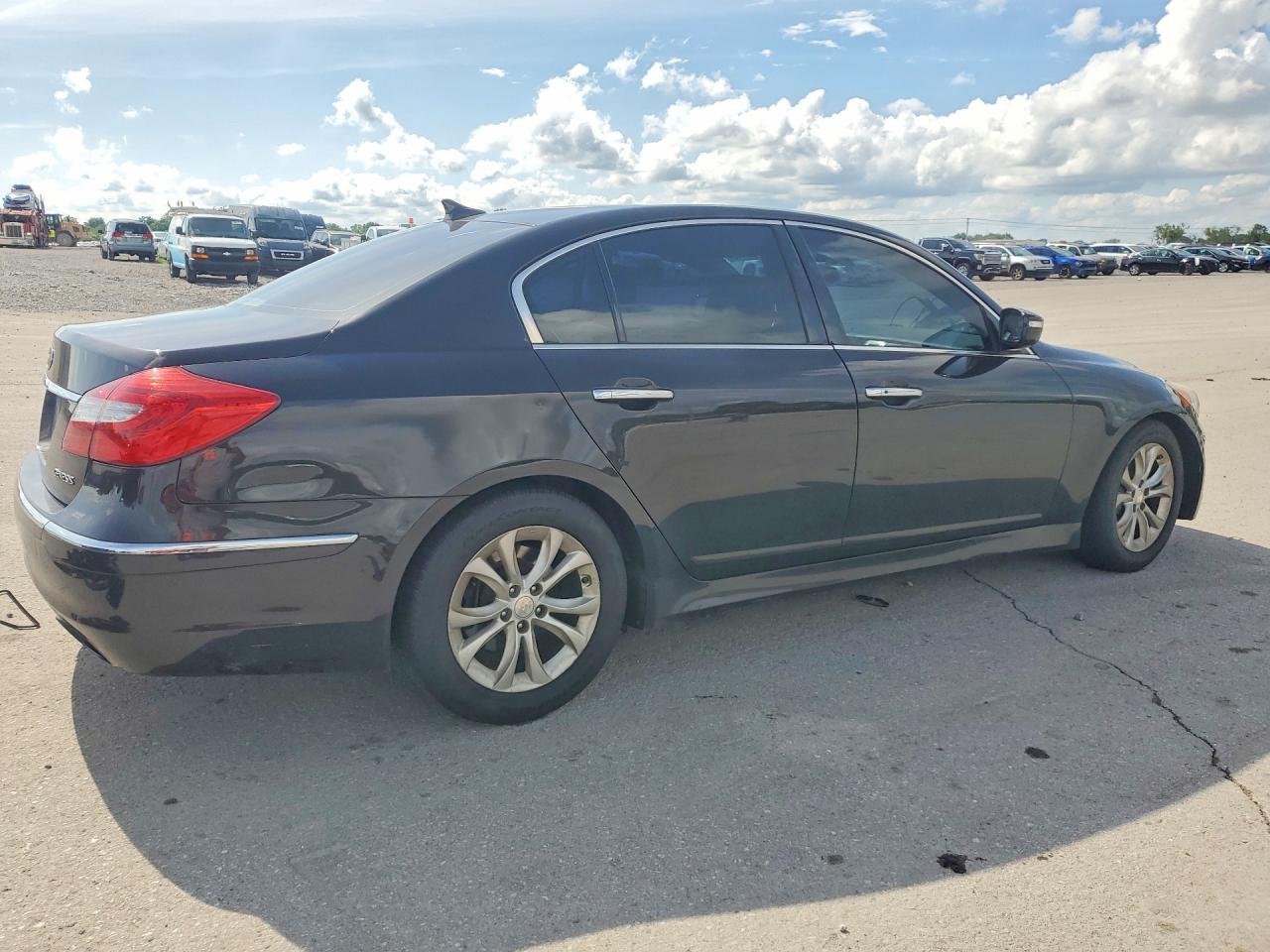 Hyundai Genesis 3.8l