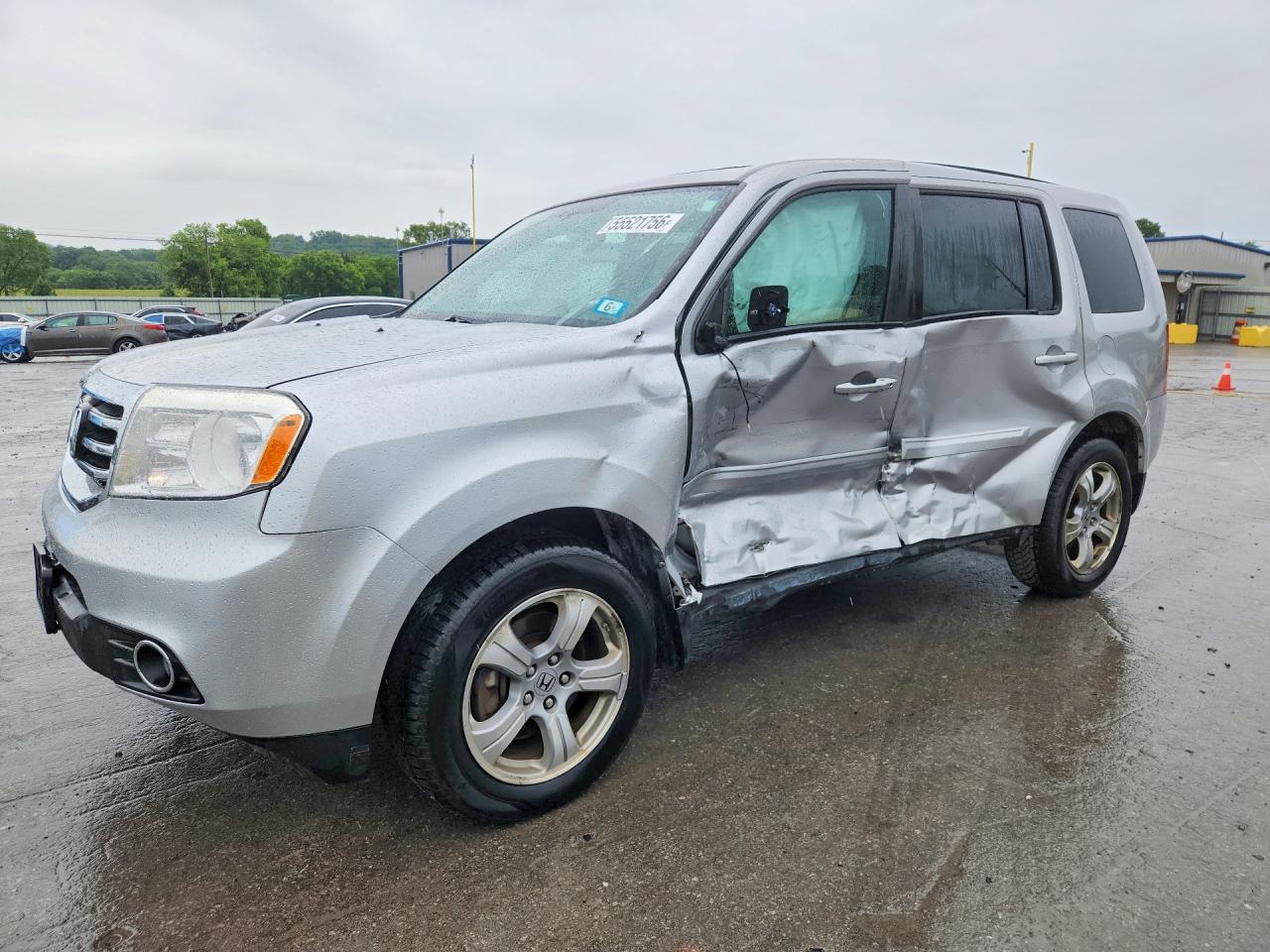 Salvage Honda Pilot Image