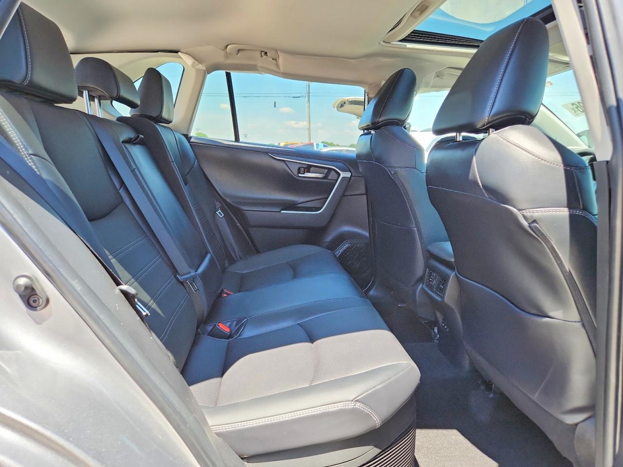 Toyota RAV4 Limited