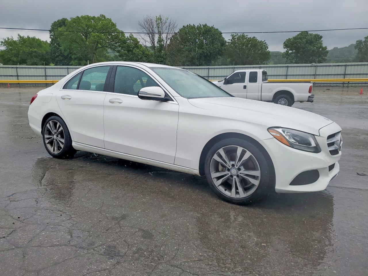 Mercedes-Benz C-Class 300