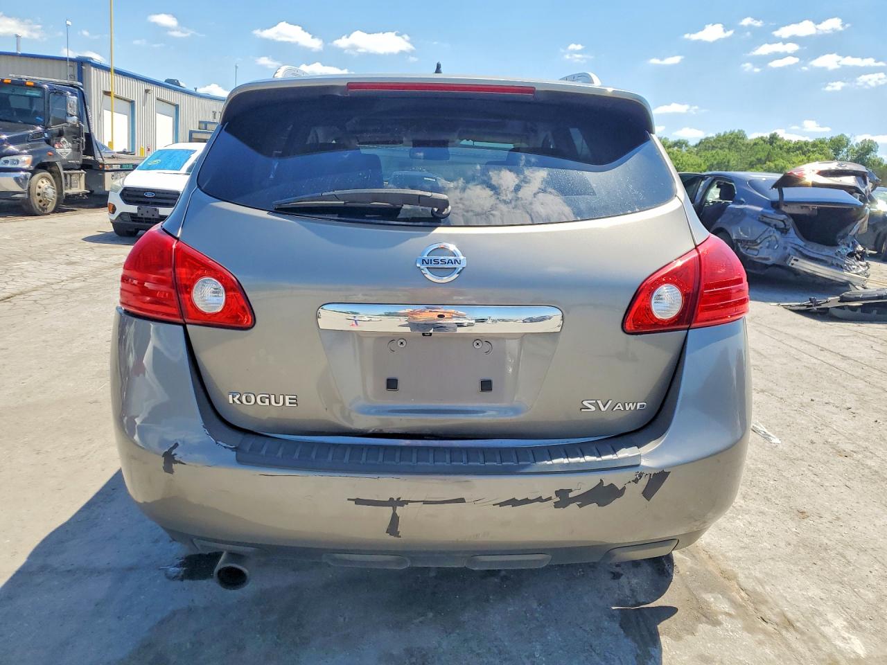 Nissan Rogue S