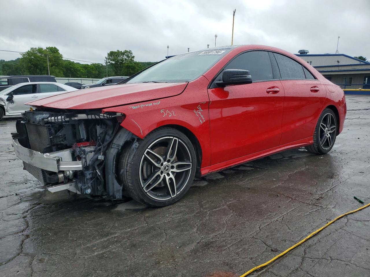 Salvage Mercedes-Benz Cla-class Image
