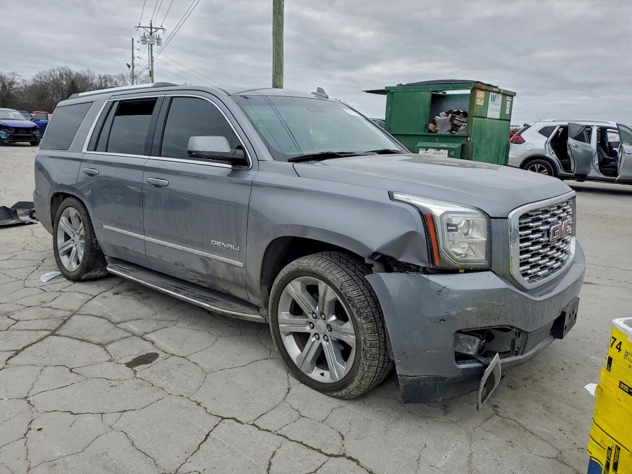 GMC Yukon Denali