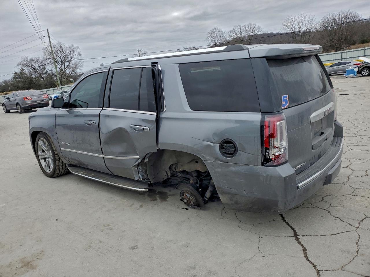 GMC Yukon Denali