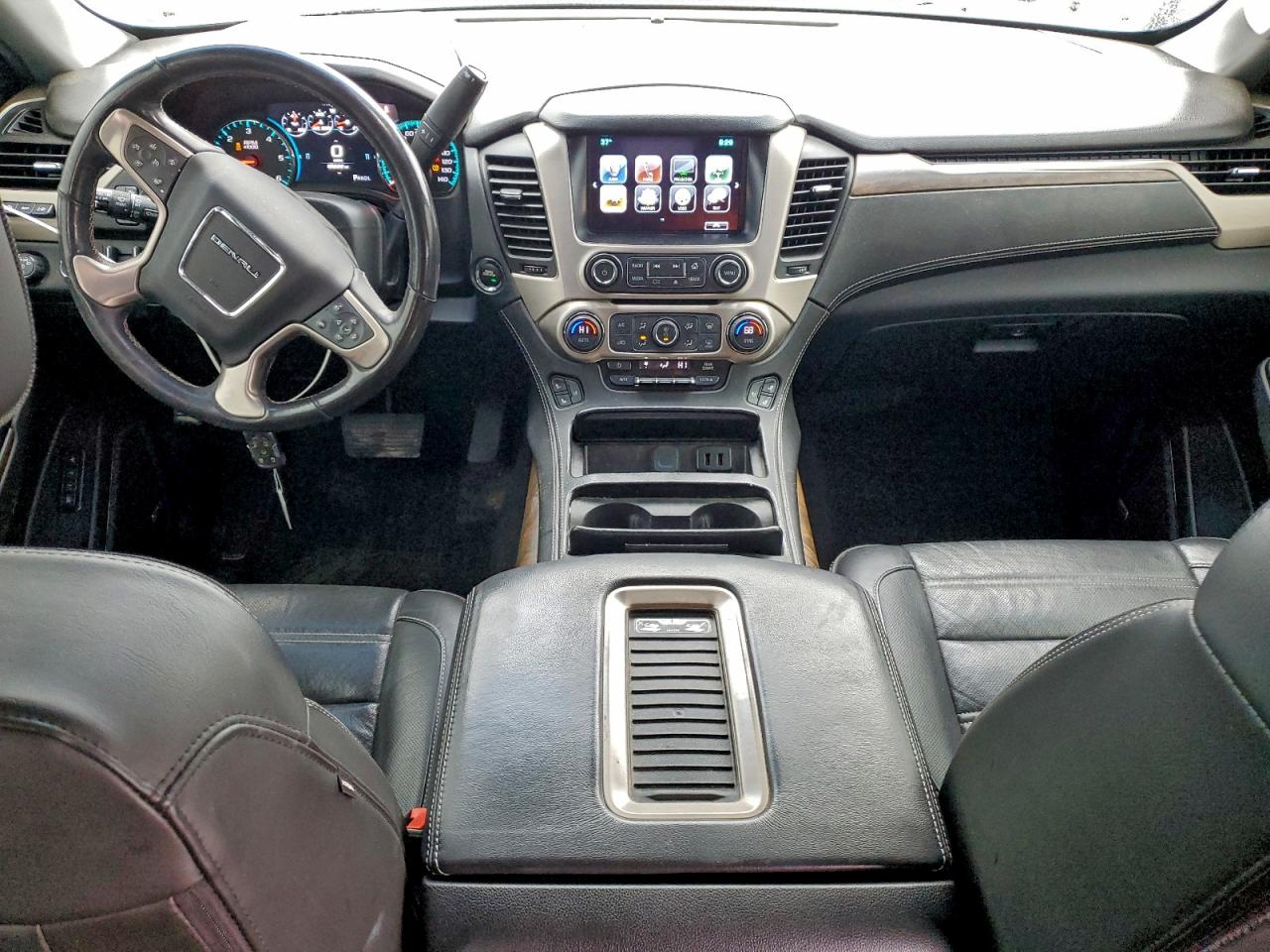 GMC Yukon Denali