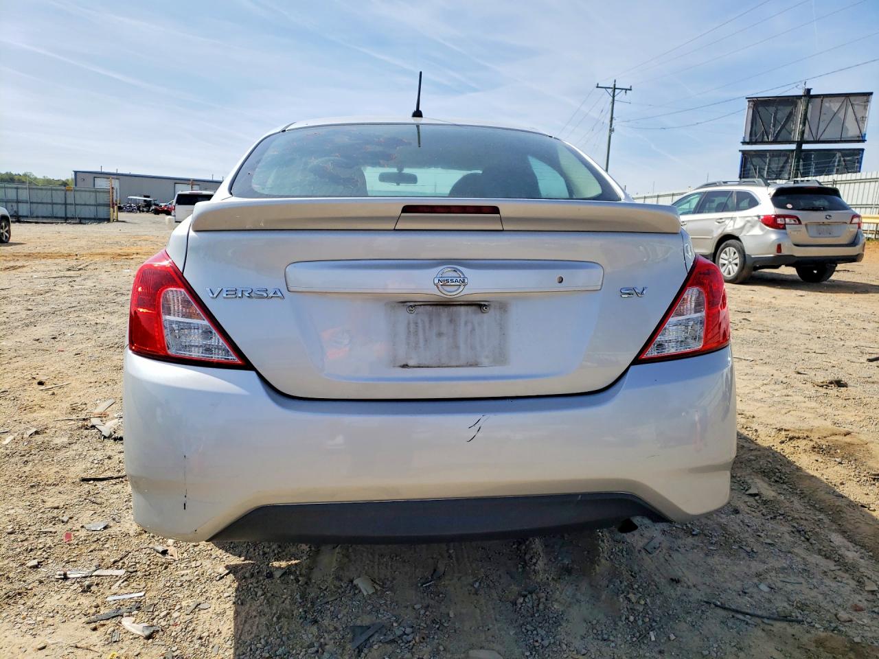 Nissan Versa