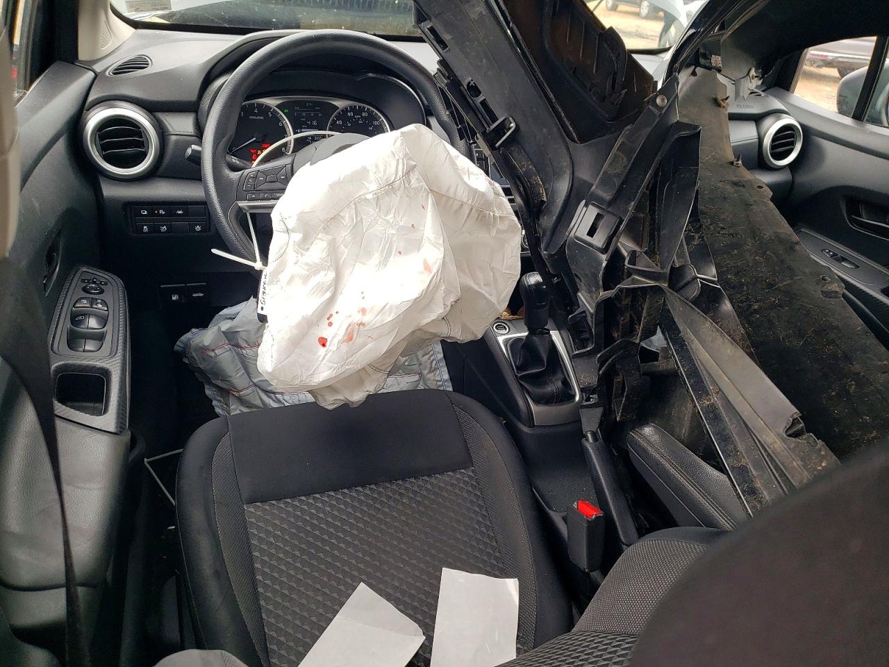 Nissan Versa S