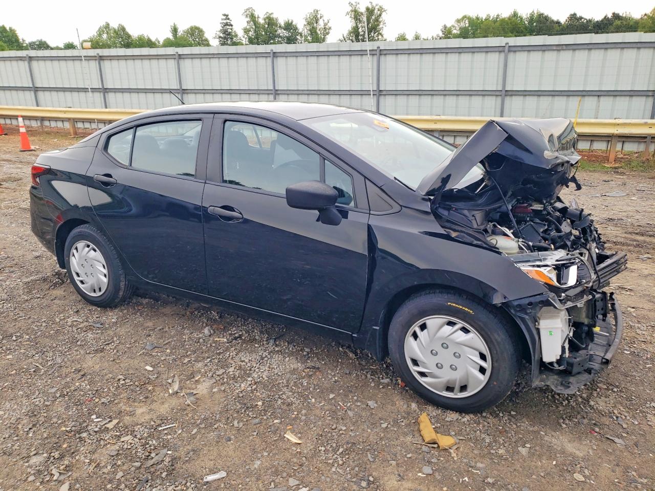Nissan Versa S