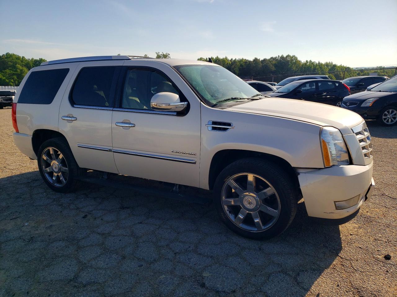 Cadillac Escalade Premium