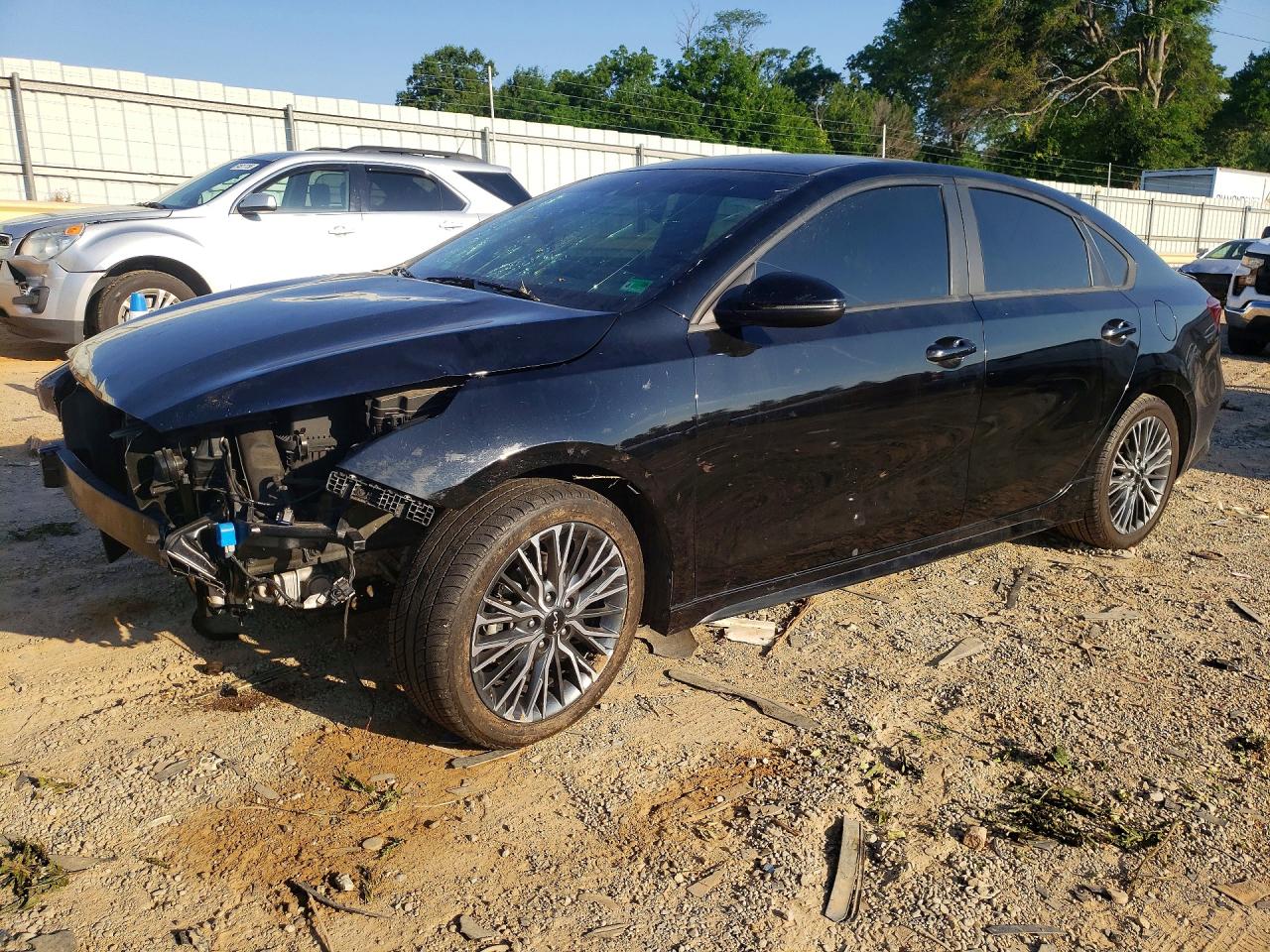 Salvage Kia Forte Image