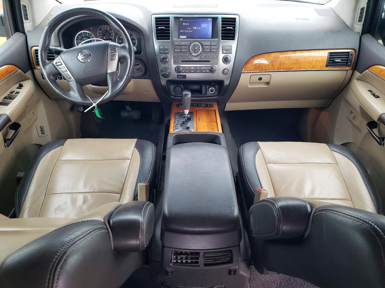 Nissan Armada Platinum
