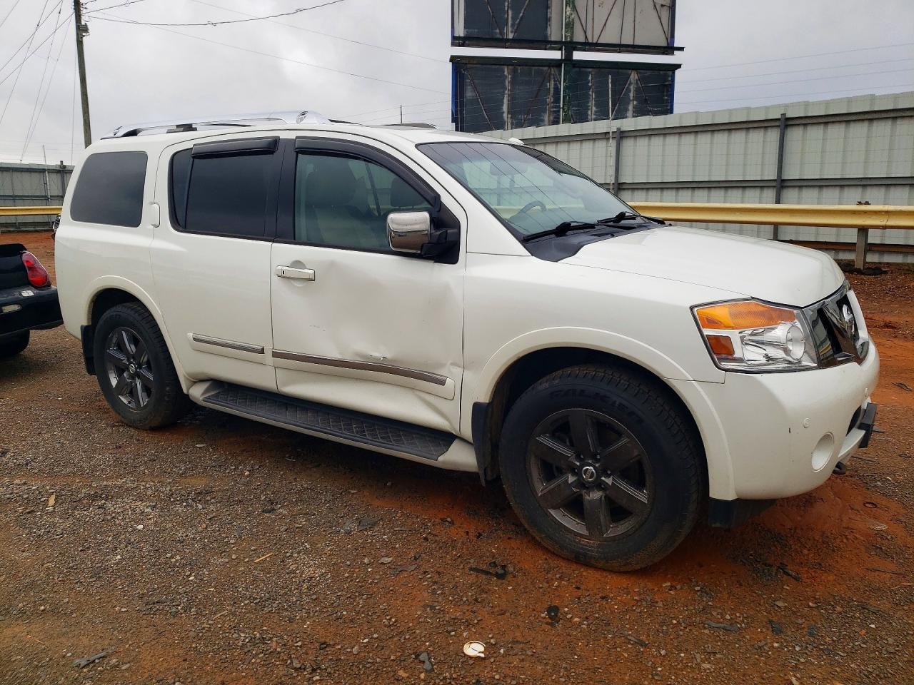 Nissan Armada Platinum